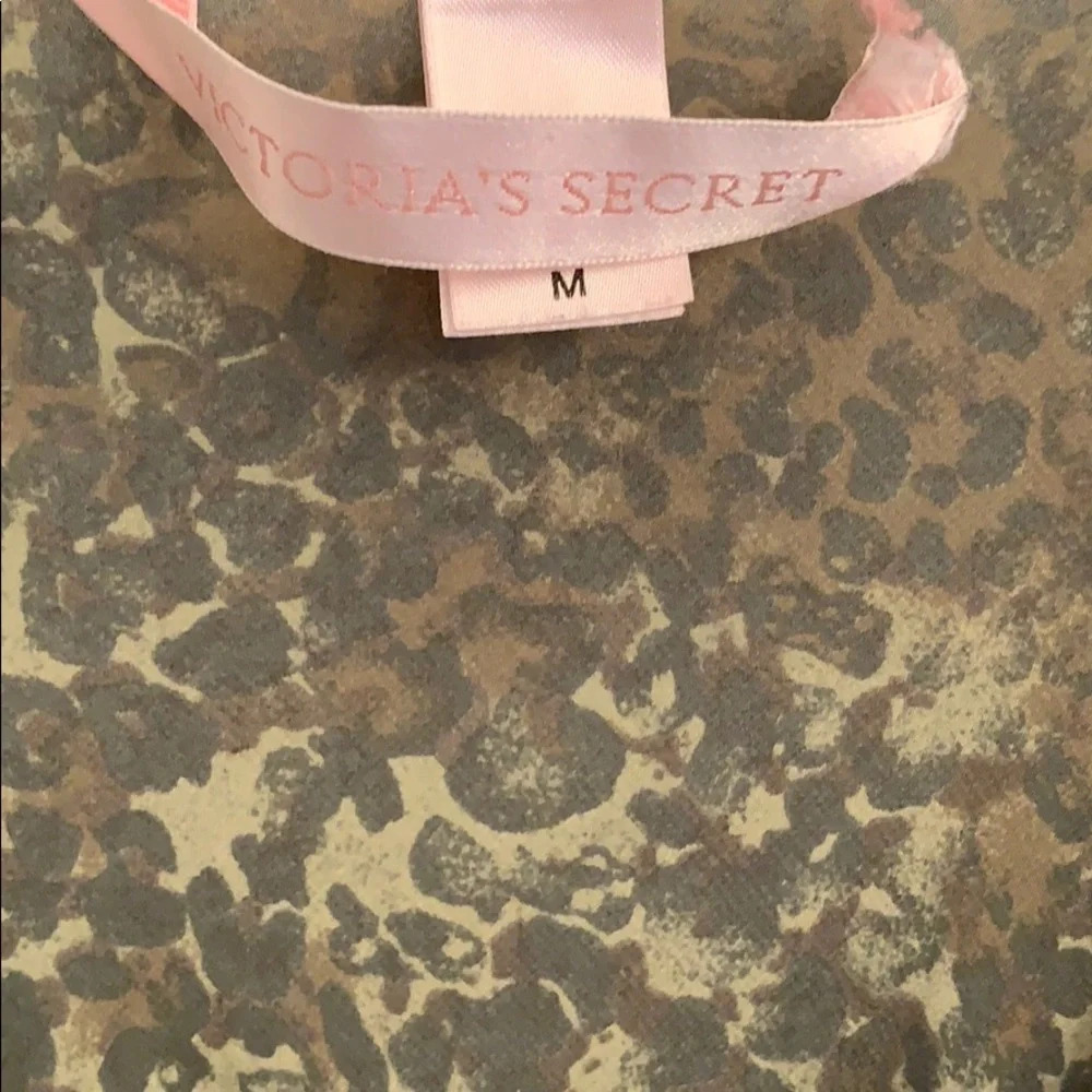 Victoria’s Secret Swim Cover Up size Medium - Picture 4 of 7